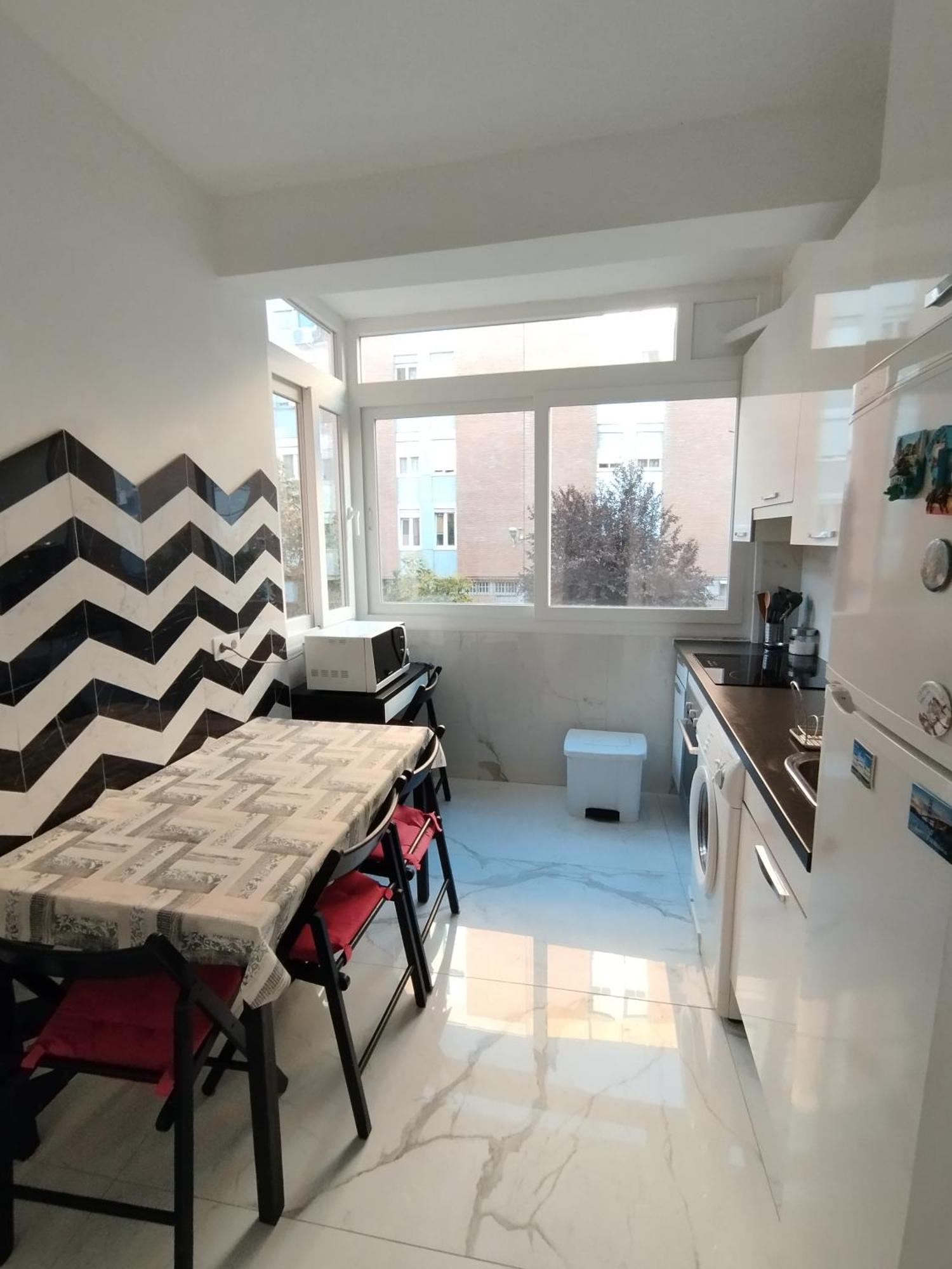 Apartament Luminoso Y Nuevo En Rio Madrid